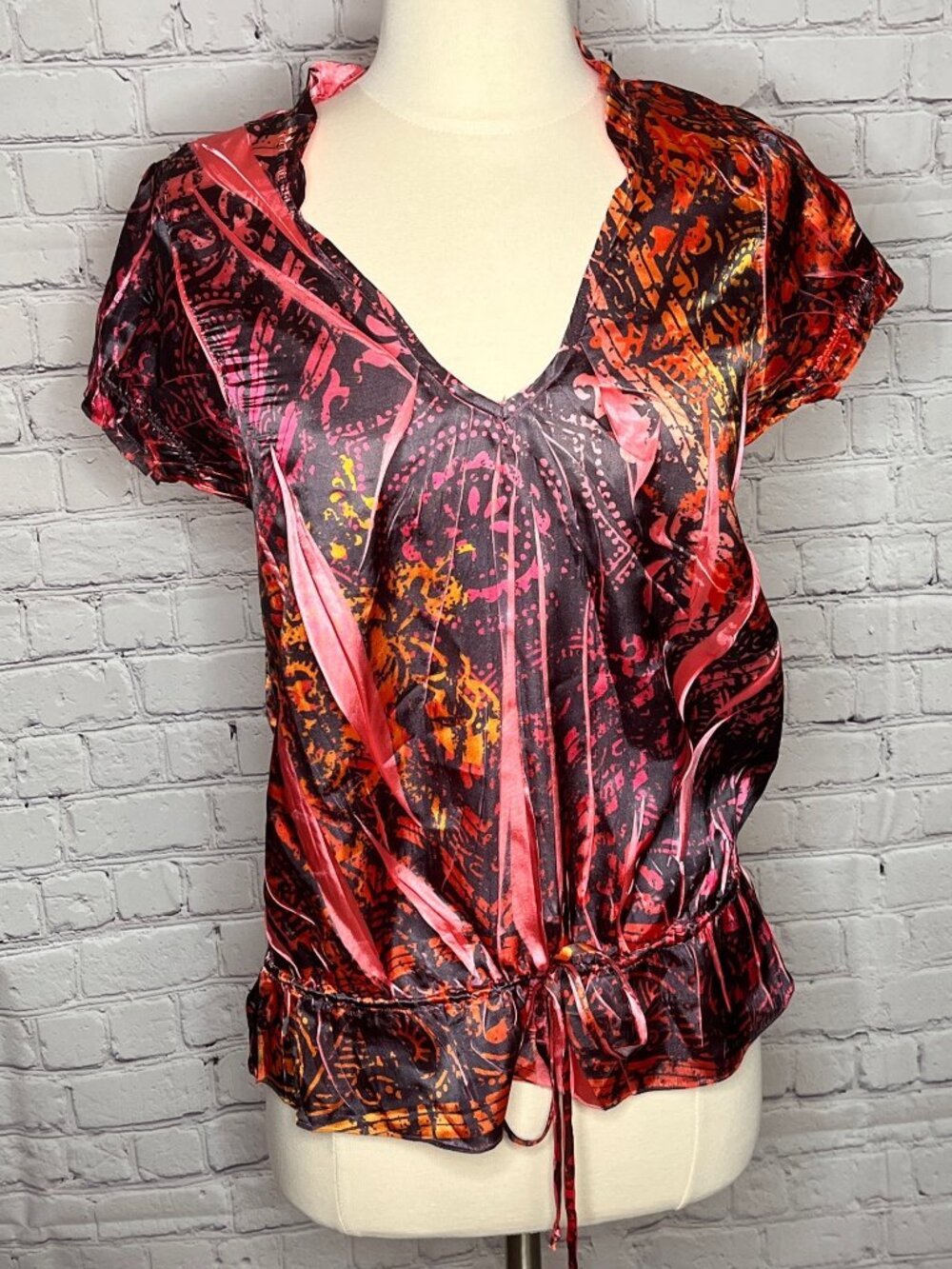 L8ter Batik Tie-Dye Look Tie waist Short Sleeved Blouse Medium